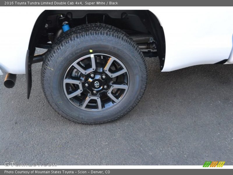 Super White / Black 2016 Toyota Tundra Limited Double Cab 4x4