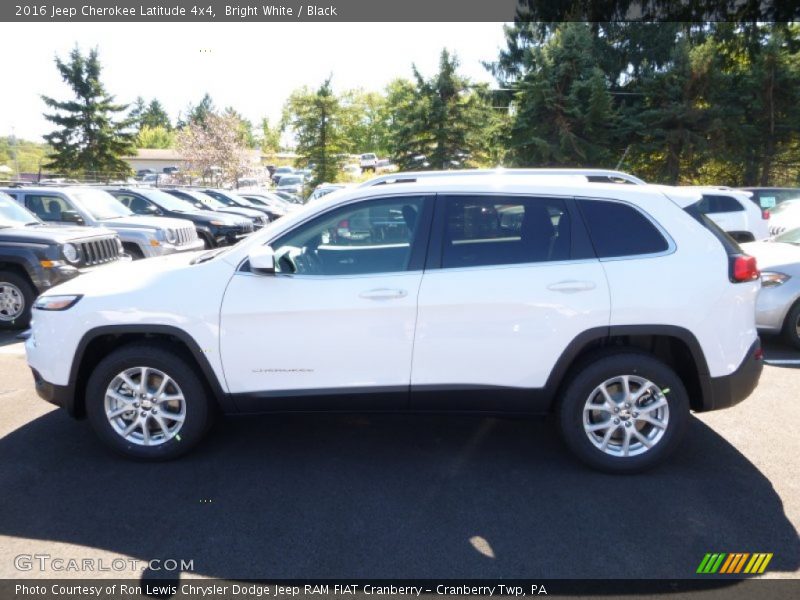 Bright White / Black 2016 Jeep Cherokee Latitude 4x4