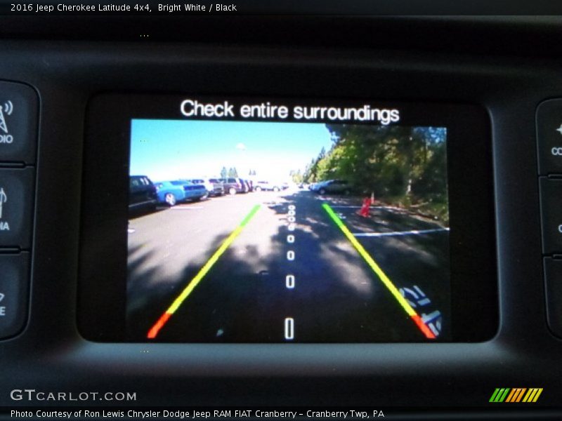 Bright White / Black 2016 Jeep Cherokee Latitude 4x4