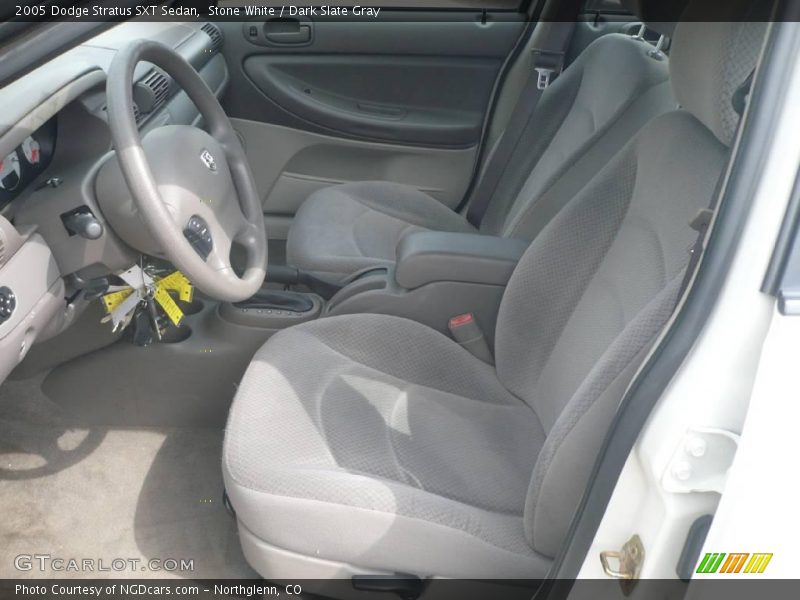 Stone White / Dark Slate Gray 2005 Dodge Stratus SXT Sedan
