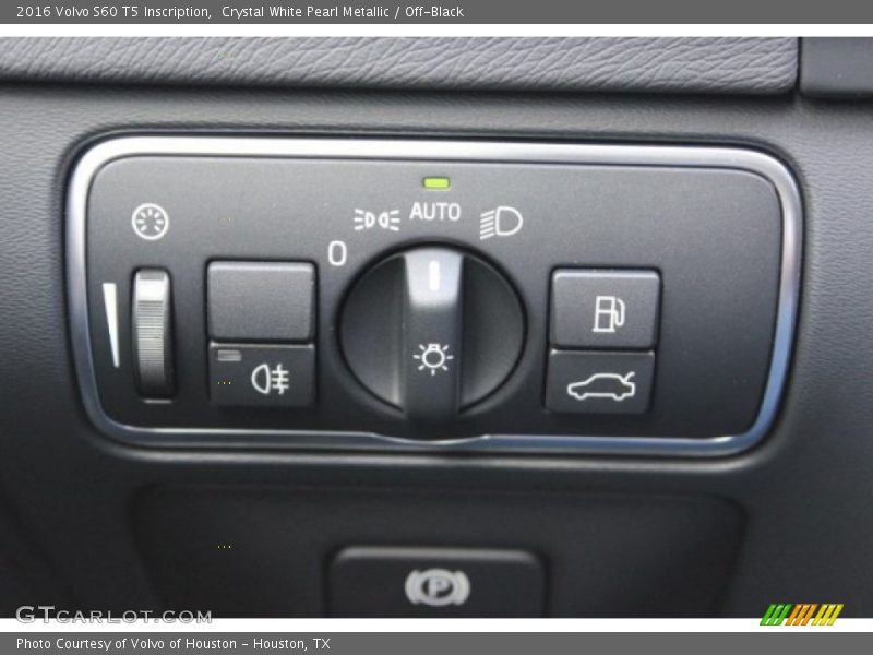 Controls of 2016 S60 T5 Inscription