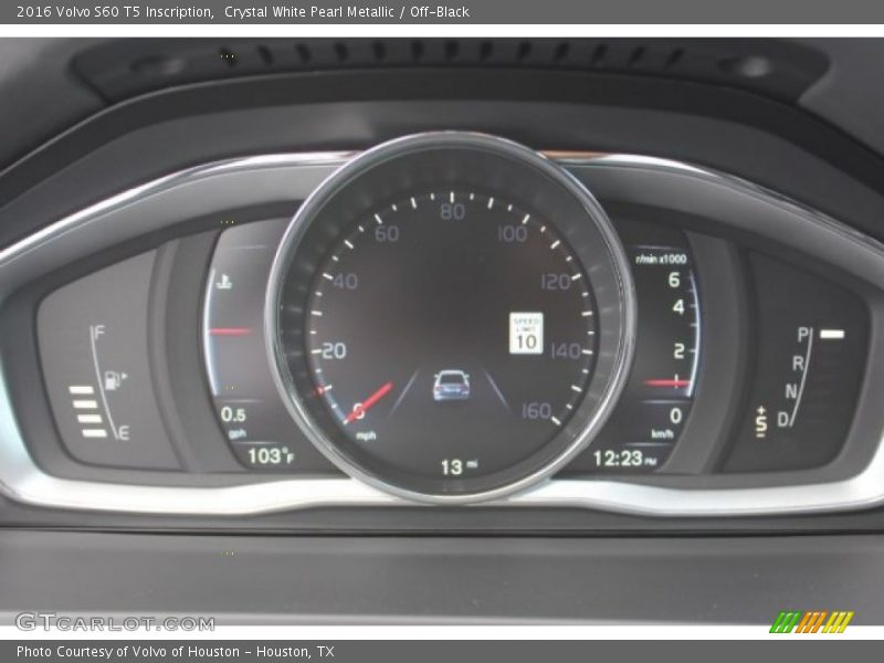 Crystal White Pearl Metallic / Off-Black 2016 Volvo S60 T5 Inscription