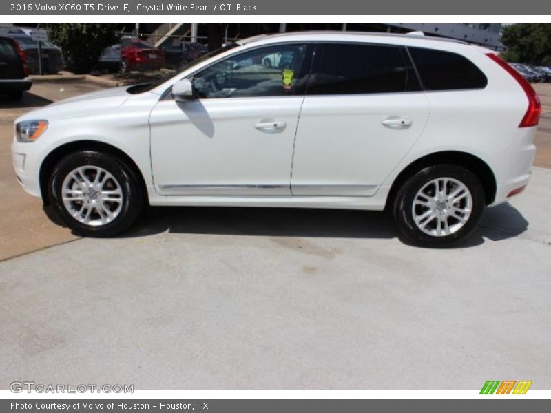 Crystal White Pearl / Off-Black 2016 Volvo XC60 T5 Drive-E