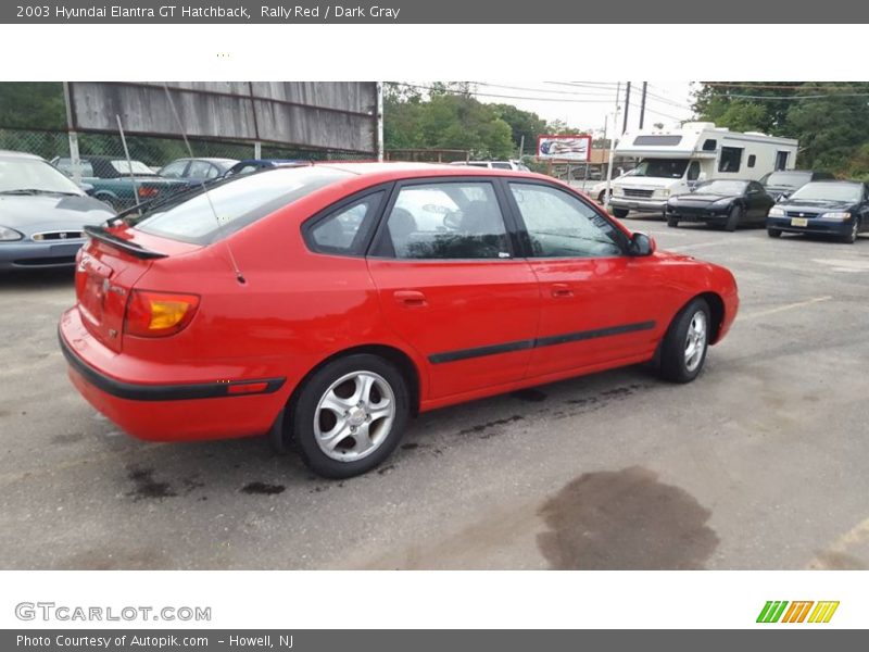 Rally Red / Dark Gray 2003 Hyundai Elantra GT Hatchback