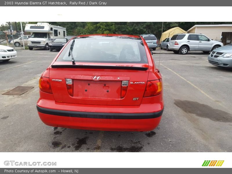 Rally Red / Dark Gray 2003 Hyundai Elantra GT Hatchback