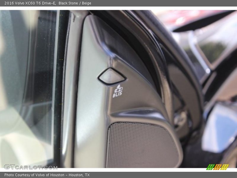 Black Stone / Beige 2016 Volvo XC60 T6 Drive-E