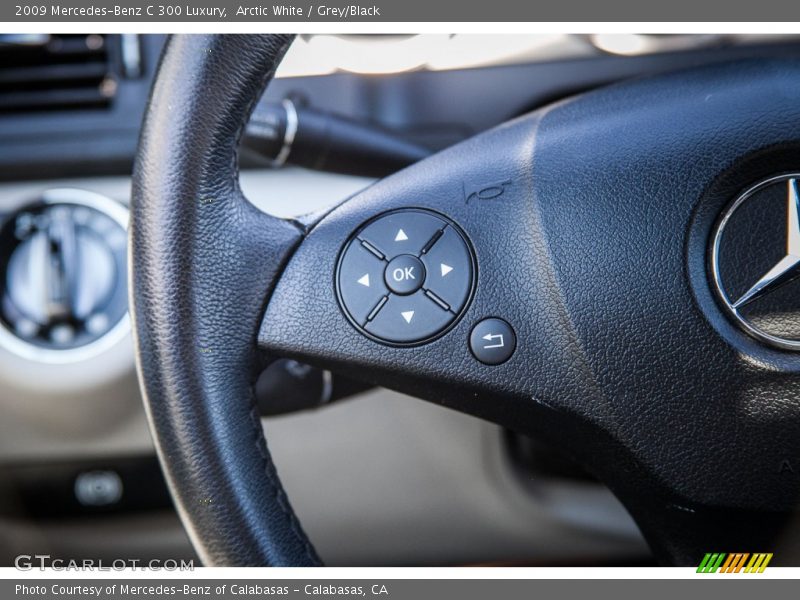 Controls of 2009 C 300 Luxury