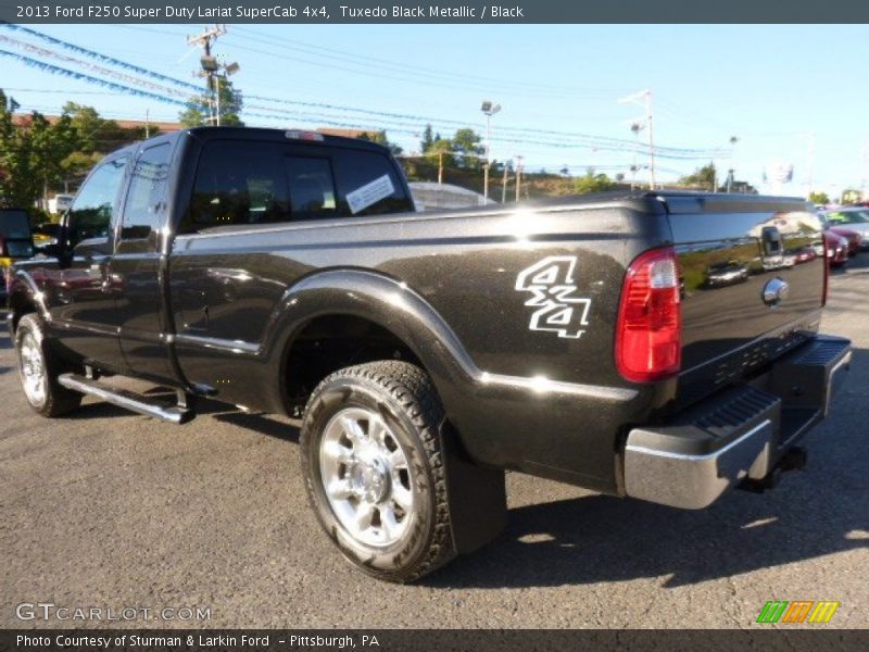 Tuxedo Black Metallic / Black 2013 Ford F250 Super Duty Lariat SuperCab 4x4