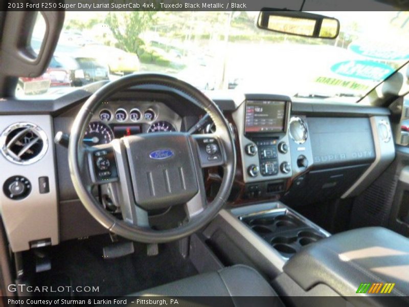Tuxedo Black Metallic / Black 2013 Ford F250 Super Duty Lariat SuperCab 4x4
