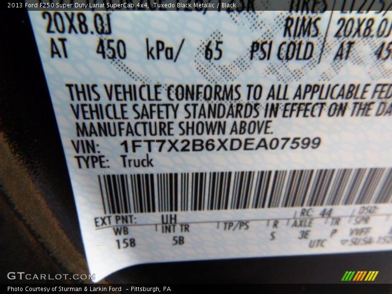 Tuxedo Black Metallic / Black 2013 Ford F250 Super Duty Lariat SuperCab 4x4