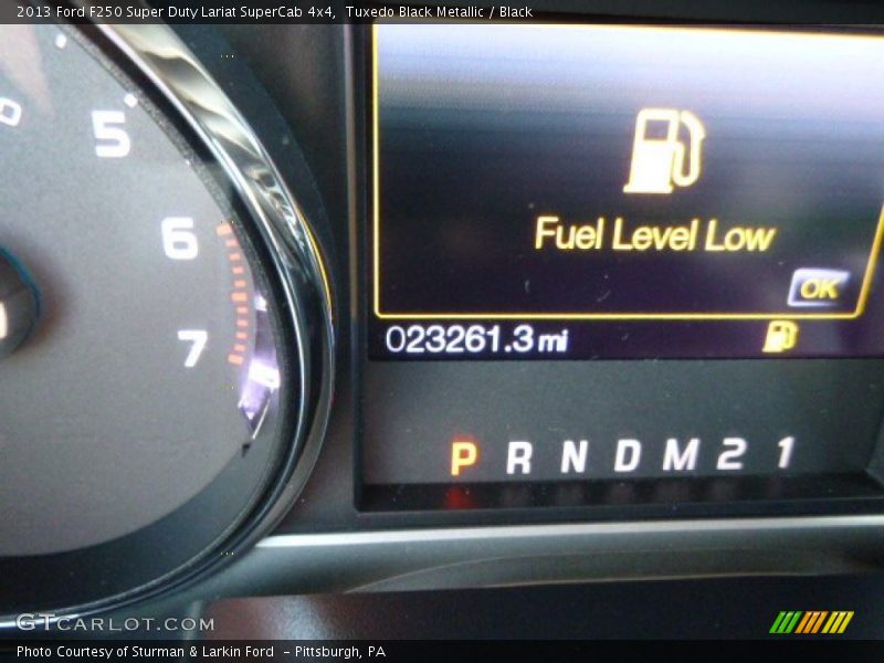 Tuxedo Black Metallic / Black 2013 Ford F250 Super Duty Lariat SuperCab 4x4