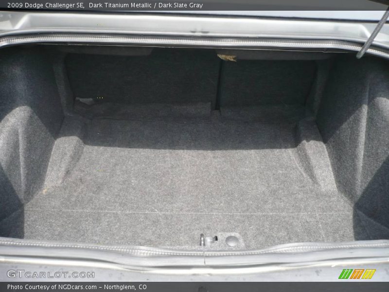 Dark Titanium Metallic / Dark Slate Gray 2009 Dodge Challenger SE