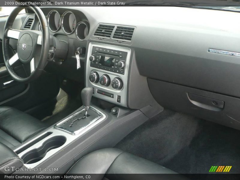 Dark Titanium Metallic / Dark Slate Gray 2009 Dodge Challenger SE