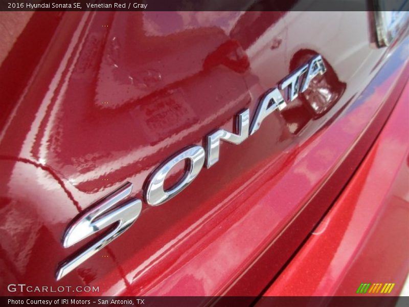 Venetian Red / Gray 2016 Hyundai Sonata SE