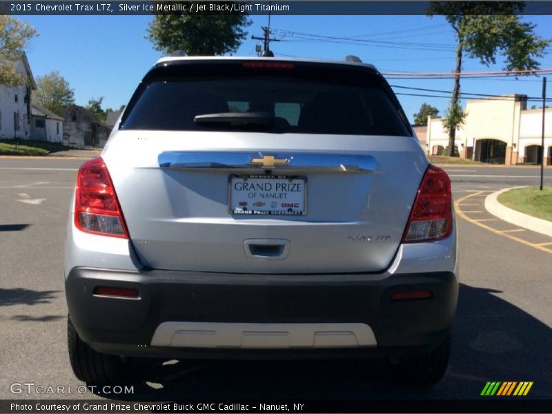 Silver Ice Metallic / Jet Black/Light Titanium 2015 Chevrolet Trax LTZ