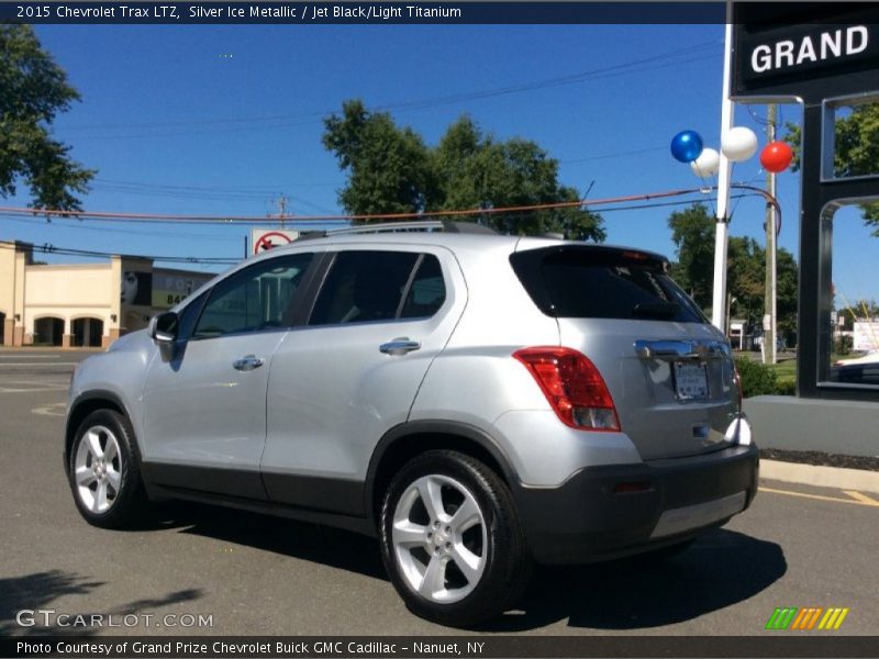 Silver Ice Metallic / Jet Black/Light Titanium 2015 Chevrolet Trax LTZ