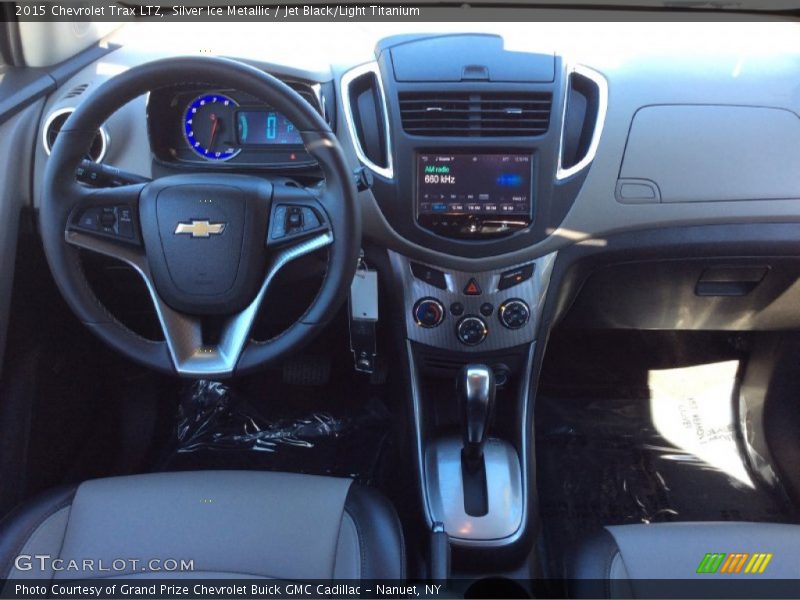 Silver Ice Metallic / Jet Black/Light Titanium 2015 Chevrolet Trax LTZ