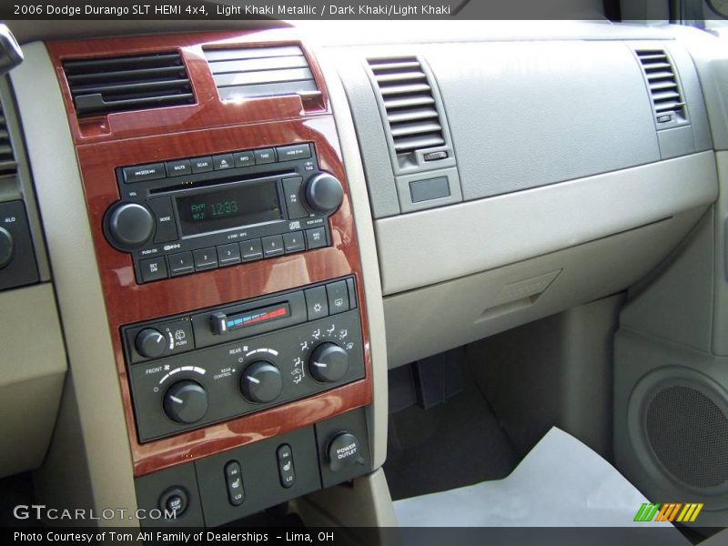 Light Khaki Metallic / Dark Khaki/Light Khaki 2006 Dodge Durango SLT HEMI 4x4
