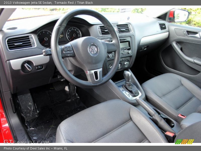 Titan Black Interior - 2013 Jetta SE Sedan 