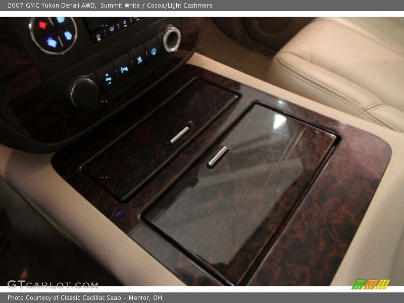 Summit White / Cocoa/Light Cashmere 2007 GMC Yukon Denali AWD