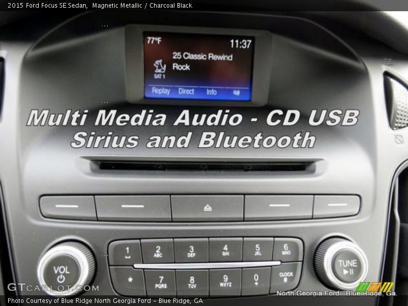 Magnetic Metallic / Charcoal Black 2015 Ford Focus SE Sedan