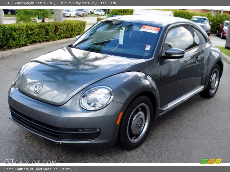 Platinum Gray Metallic / Titan Black 2012 Volkswagen Beetle 2.5L