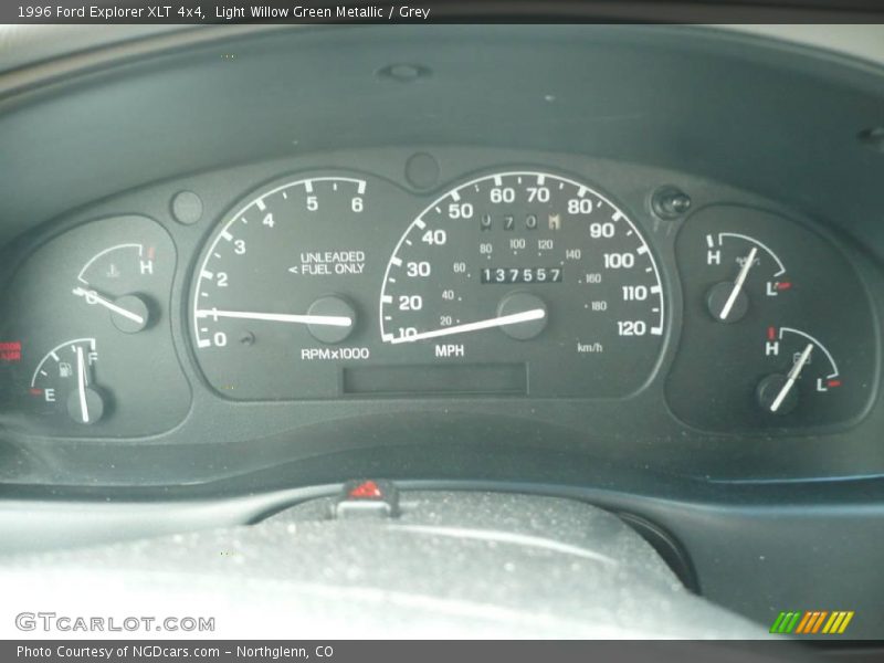 Light Willow Green Metallic / Grey 1996 Ford Explorer XLT 4x4