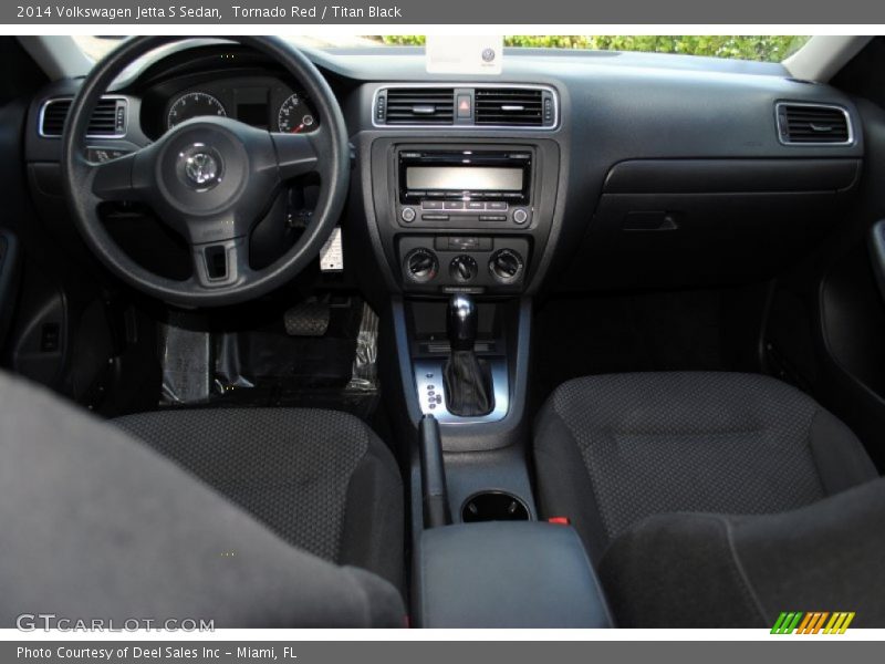 Tornado Red / Titan Black 2014 Volkswagen Jetta S Sedan