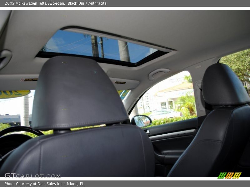 Black Uni / Anthracite 2009 Volkswagen Jetta SE Sedan