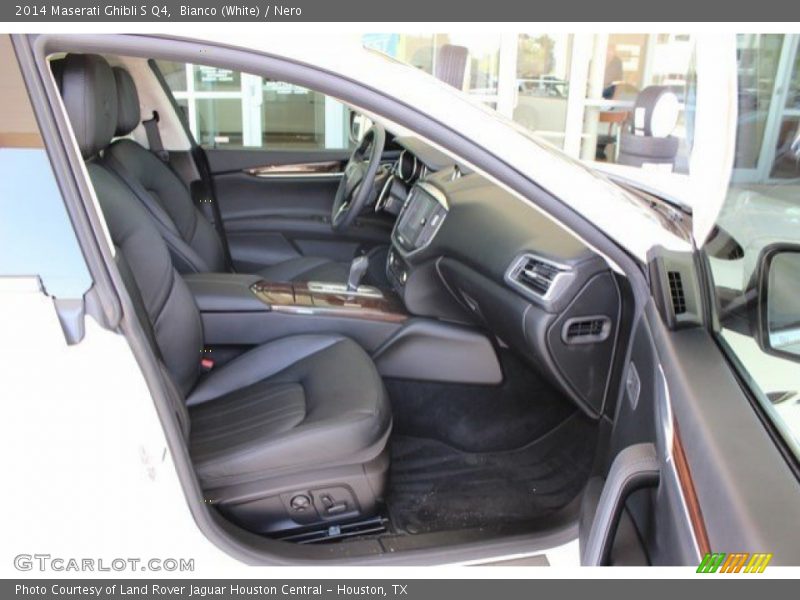 Bianco (White) / Nero 2014 Maserati Ghibli S Q4