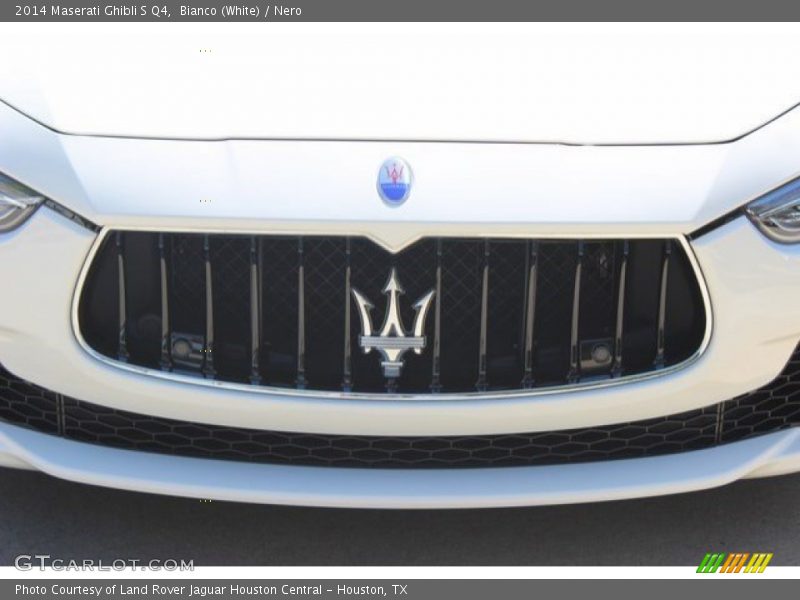 Bianco (White) / Nero 2014 Maserati Ghibli S Q4
