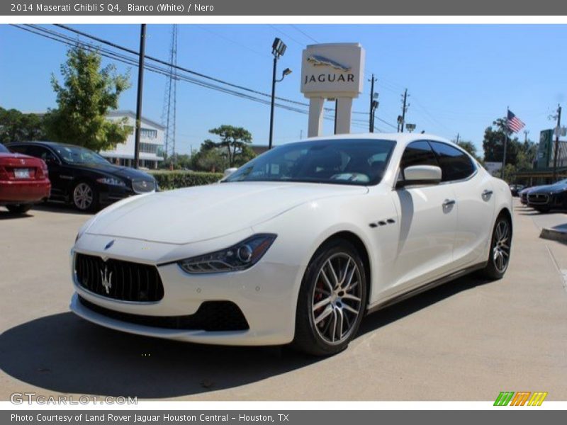 Bianco (White) / Nero 2014 Maserati Ghibli S Q4