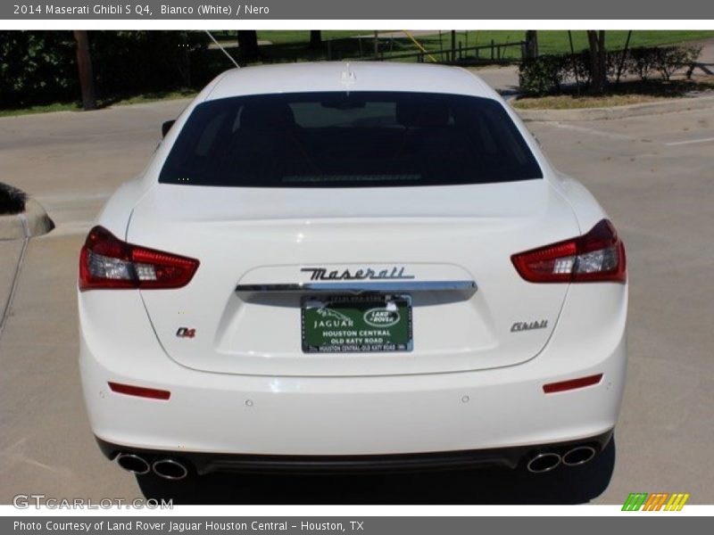 Bianco (White) / Nero 2014 Maserati Ghibli S Q4