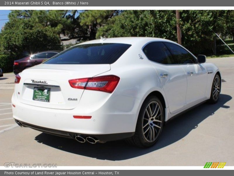 Bianco (White) / Nero 2014 Maserati Ghibli S Q4