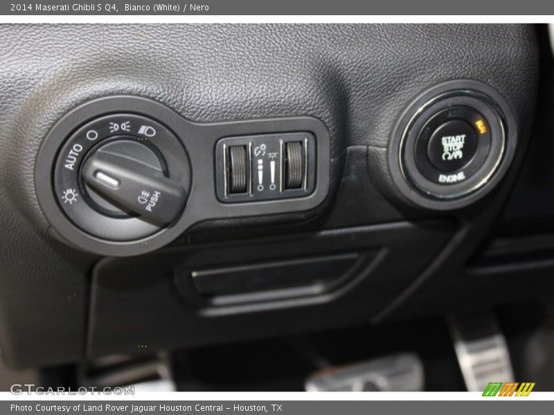 Bianco (White) / Nero 2014 Maserati Ghibli S Q4