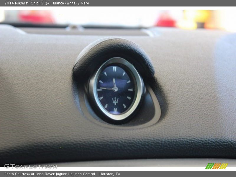 Bianco (White) / Nero 2014 Maserati Ghibli S Q4