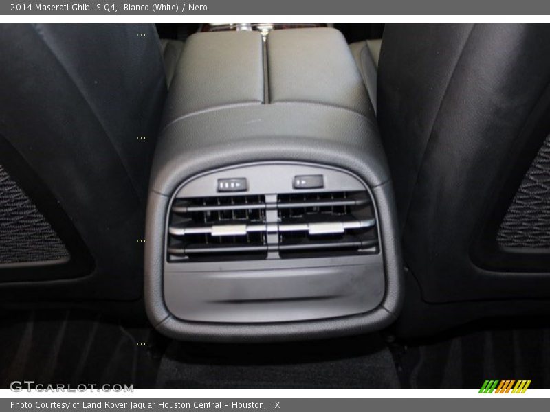 Bianco (White) / Nero 2014 Maserati Ghibli S Q4