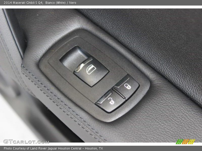 Bianco (White) / Nero 2014 Maserati Ghibli S Q4