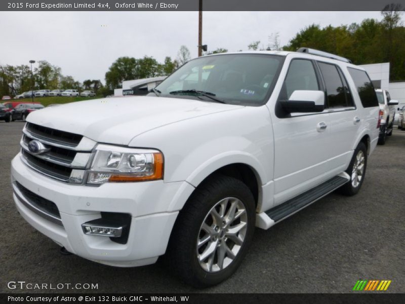 Front 3/4 View of 2015 Expedition Limited 4x4