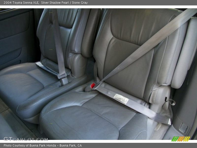 Silver Shadow Pearl / Stone Gray 2004 Toyota Sienna XLE