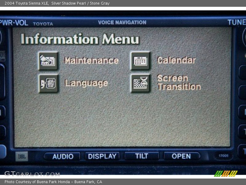 Silver Shadow Pearl / Stone Gray 2004 Toyota Sienna XLE