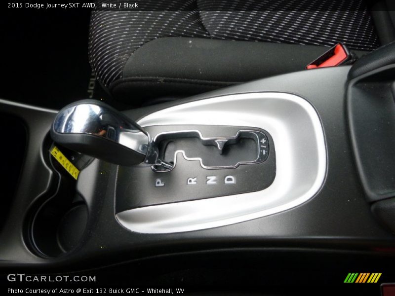 White / Black 2015 Dodge Journey SXT AWD