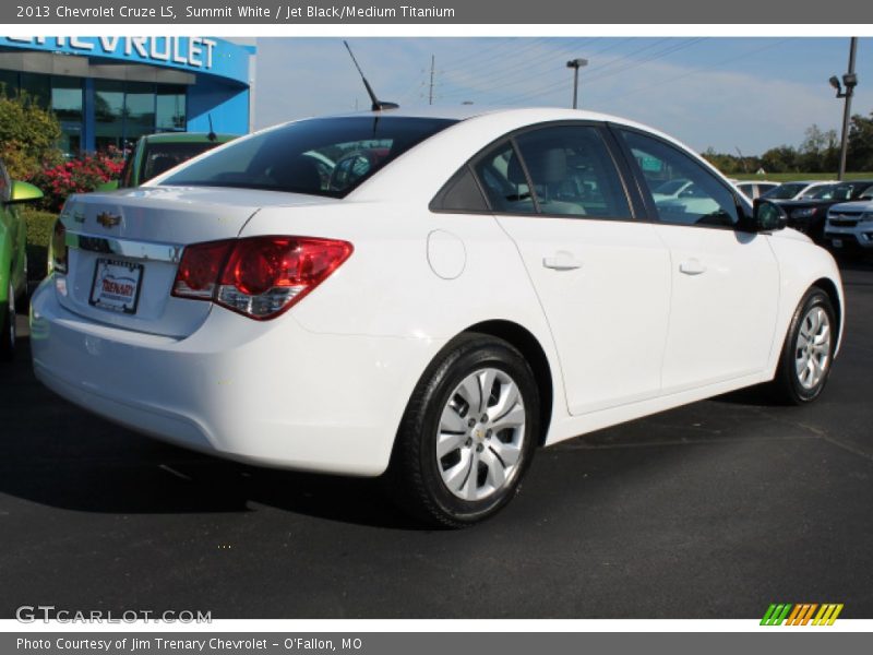 Summit White / Jet Black/Medium Titanium 2013 Chevrolet Cruze LS