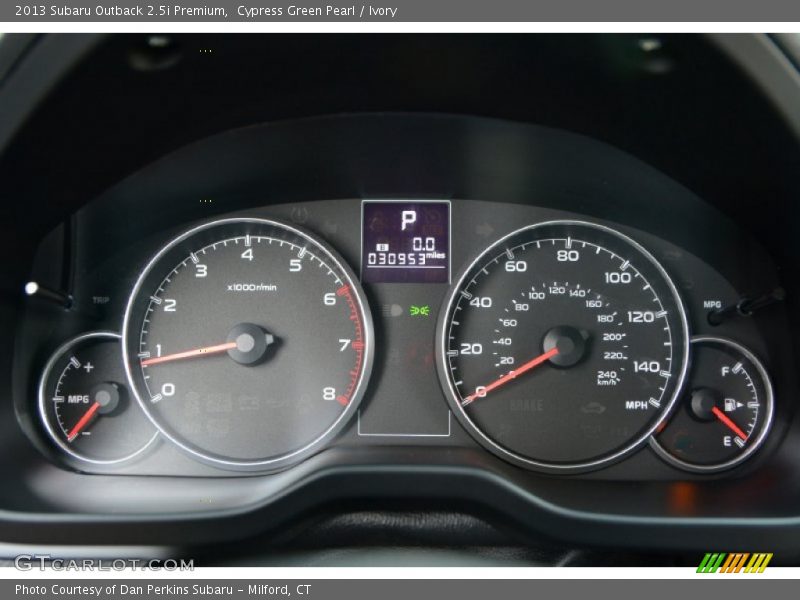Cypress Green Pearl / Ivory 2013 Subaru Outback 2.5i Premium