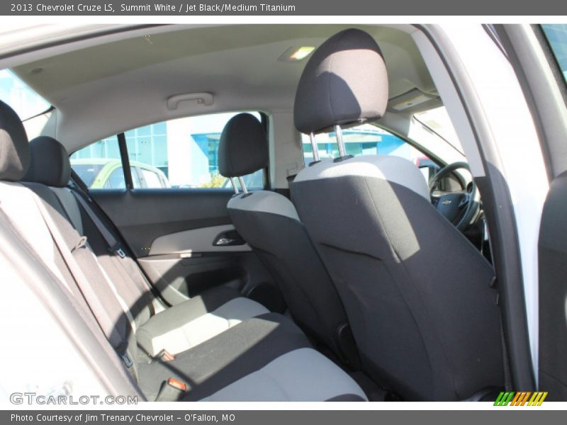 Summit White / Jet Black/Medium Titanium 2013 Chevrolet Cruze LS