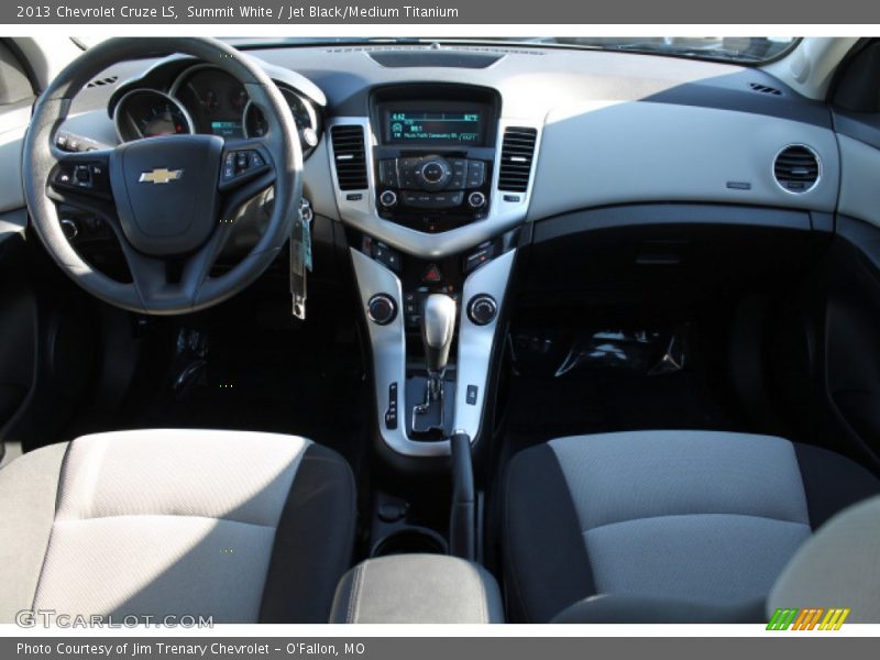 Summit White / Jet Black/Medium Titanium 2013 Chevrolet Cruze LS