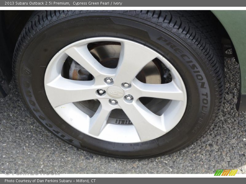 Cypress Green Pearl / Ivory 2013 Subaru Outback 2.5i Premium