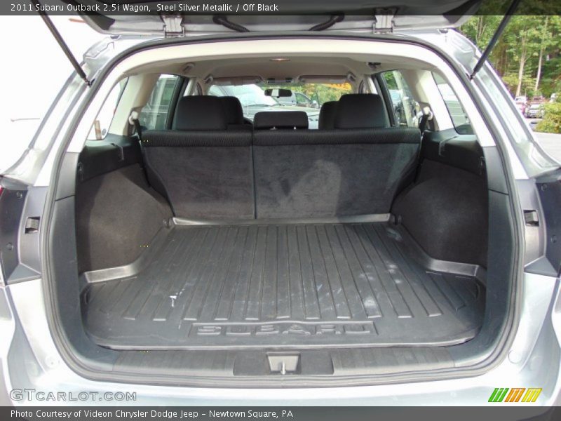  2011 Outback 2.5i Wagon Trunk