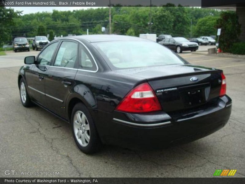 Black / Pebble Beige 2005 Ford Five Hundred SEL