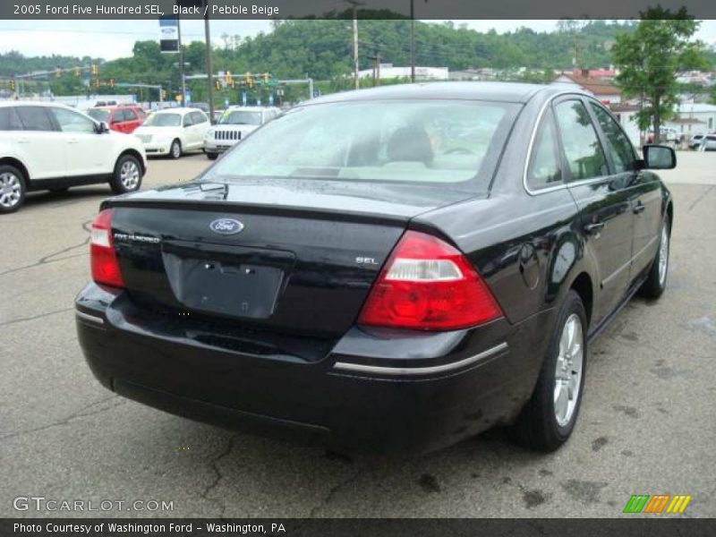 Black / Pebble Beige 2005 Ford Five Hundred SEL